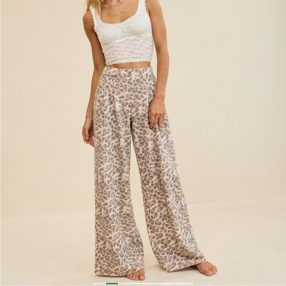 Leopard Print Wide-Leg Pants